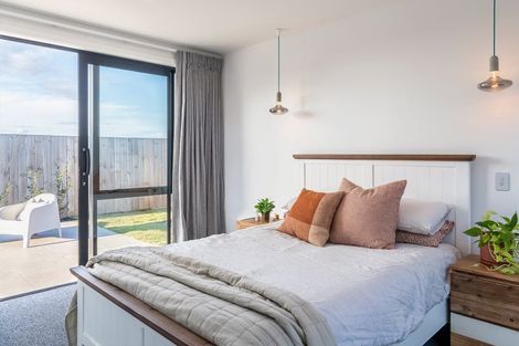 Photo of property in 11 Ti Tree Lane, Stanmore Bay, Whangaparaoa, 0932