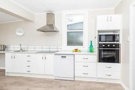 Photo of property in 90 Awapuni Road, Awapuni, Gisborne, 4010