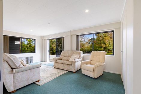 Photo of property in 27 Wintour Road, Waimauku, 0812