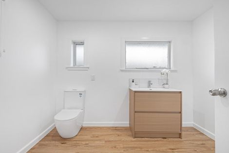 Photo of property in 49 Sandown Crescent, Aranui, Christchurch, 8061