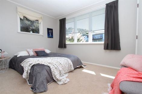Photo of property in 31 Sunnyview Drive, Brown Owl, Upper Hutt, 5018