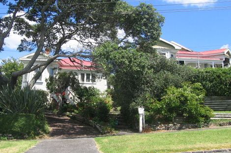 Photo of property in 52 Hill Street, Onehunga, Auckland, 1061