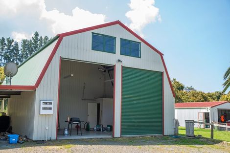 Photo of property in 42 Walker Road West, Aongatete, 3178