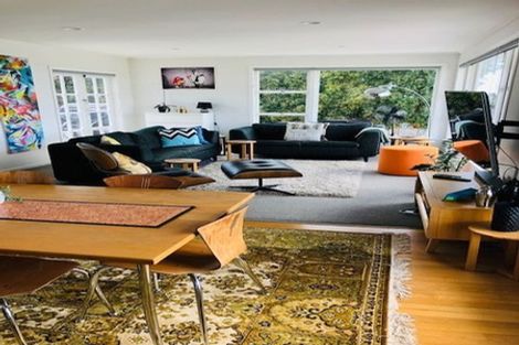 Photo of property in 2/61 Forrest Hill Road, Milford, Auckland, 0620