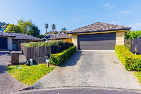 Photo of property in 5 Valley Fields Place, Pukekohe, 2120