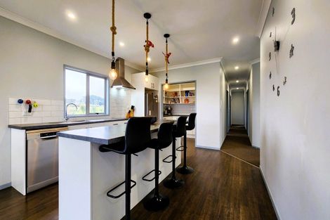 Photo of property in 70 Peters Road, Kaimiro, Inglewood, 4386