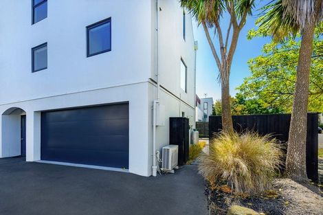 Photo of property in 2/49 Bishop Street, St Albans, Christchurch, 8014