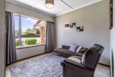 Photo of property in 364 Great North Road, Winton, 9720