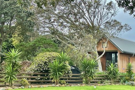 Photo of property in 132 Maunsell Road, Port Waikato, Tuakau, 2695