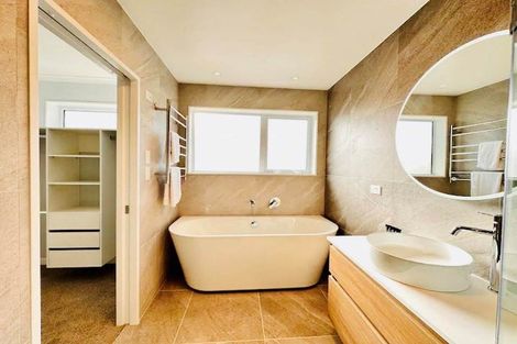 Photo of property in 123b Forrest Hill Road, Forrest Hill, Auckland, 0620