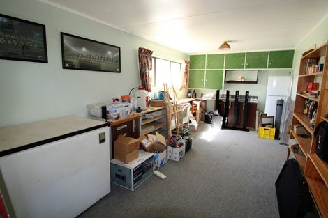 Photo of property in 10 Smith Street, Dannevirke, 4930
