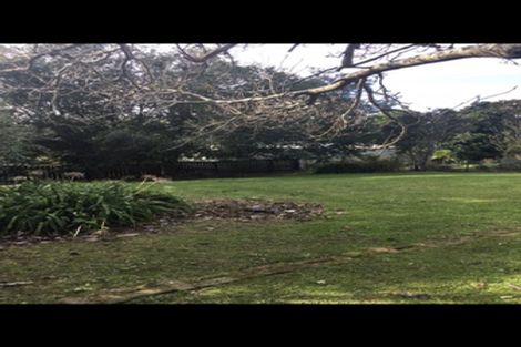 Photo of property in 52 Beach Haven Road, Beach Haven, Auckland, 0626