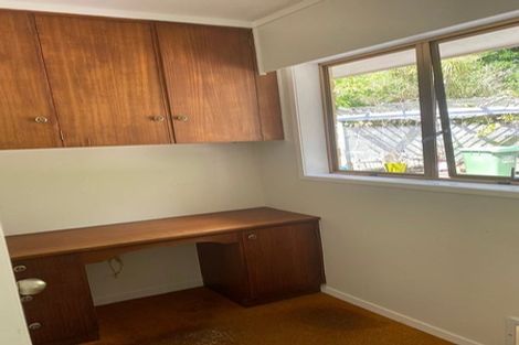 Photo of property in 11 Robin Lane, Browns Bay, Auckland, 0630