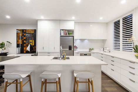 Photo of property in 7/83 Hinemoa Street, Birkenhead, Auckland, 0626