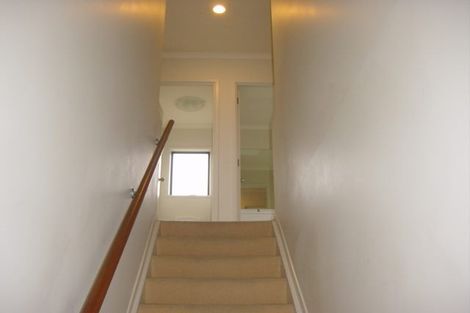 Photo of property in 51 Tiri Tiri Road, Birkdale, Auckland, 0626