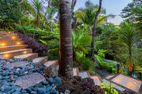 Photo of property in 112 Wood Bay Road, Titirangi, Auckland, 0604