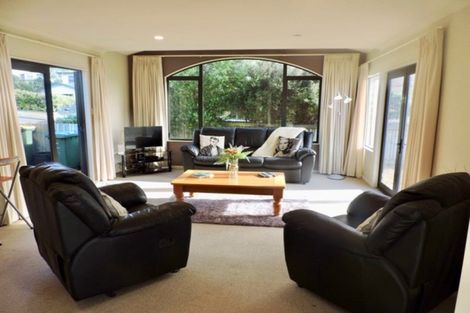 Photo of property in 18 Pendennis Point, Camborne, Porirua, 5026