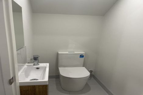 Photo of property in 13a Lipton Grove, Opaheke, Papakura, 2113