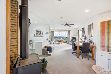 Photo of property in 97 Oakhampton Street, Hornby, Christchurch, 8042