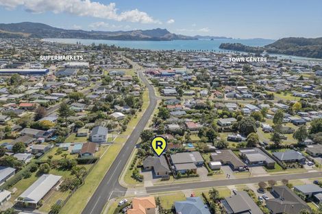 Photo of property in 1 Cobham Lane, Whitianga, 3510