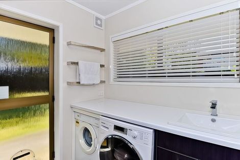 Photo of property in 41 Marywil Crescent, Hillcrest, Auckland, 0627