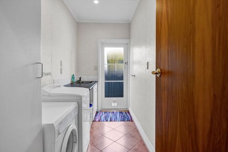 Photo of property in 19 George Street, Hawera, 4610