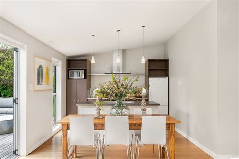 Photo of property in 216 Springfield Road, St Albans, Christchurch, 8014