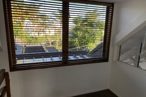 Photo of property in 6 Tuhaere Street, Orakei, Auckland, 1071