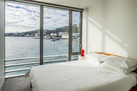 Photo of property in Clyde Quay Wharf, 1a/7 Clyde Quay Wharf, Te Aro, Wellington, 6011