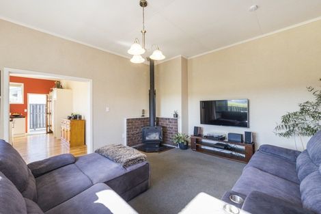 Photo of property in 51 Marlborough Street, Feilding, 4702