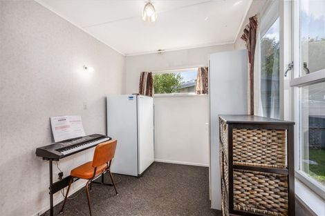 Photo of property in 2a Homedale Road, Wainuiomata, Lower Hutt, 5014