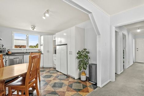 Photo of property in 12 Whitmore Road, Mount Roskill, Auckland, 1041