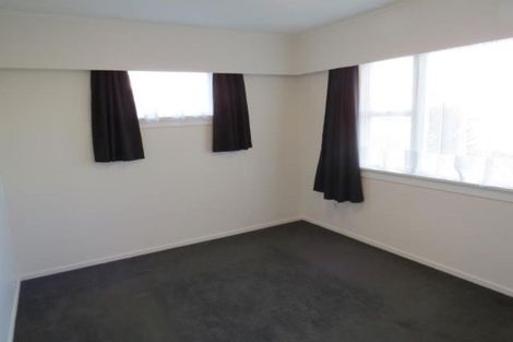Photo of property in 15 Scott Street, Moturoa, New Plymouth, 4310