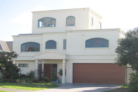 Photo of property in 26a Sunbrae Grove, Mount Maunganui, 3116