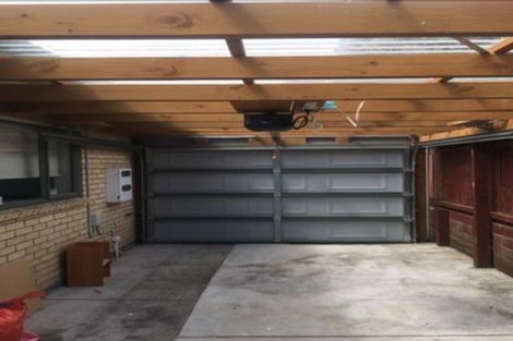 Photo of property in 22 Gendo Avenue, Henderson, Auckland, 0612