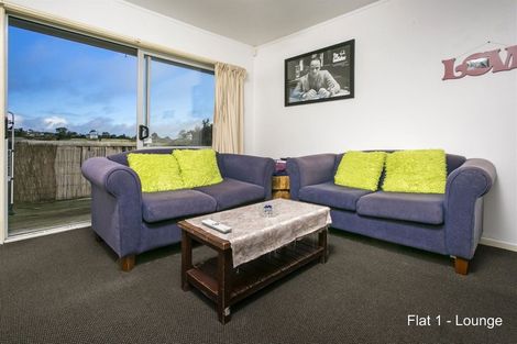 Photo of property in 147 Browns Bay Road, Browns Bay, Auckland, 0630