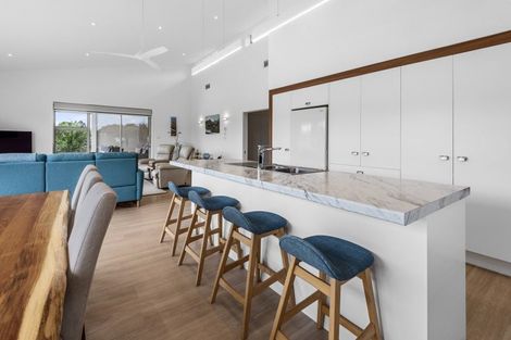 Photo of property in 4 Cornerstone Place, Te Kamo, Kamo, 0185