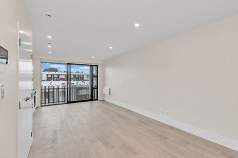 Photo of property in 206/11 Hinaki Street, Point England, Auckland, 1072