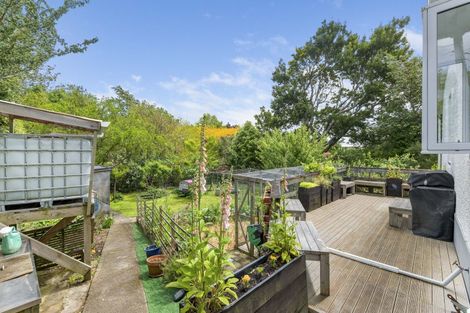 Photo of property in 241 High Street, Eltham, 4322