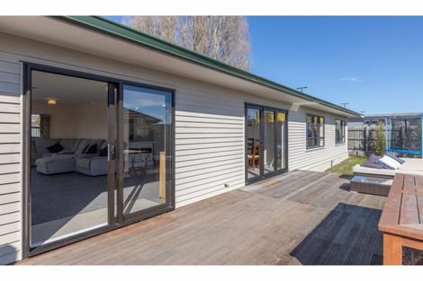 Photo of property in 166a Breezes Road, Aranui, Christchurch, 8061