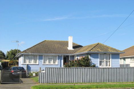 Photo of property in 61 Puriri Street, Gonville, Whanganui, 4501