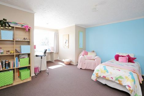 Photo of property in 17 Cruickshank Crescent, Rosedale, Invercargill, 9810