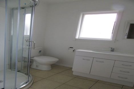 Photo of property in 3 Milnebank Street, Upper Riccarton, Christchurch, 8041