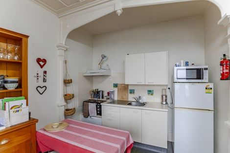 Photo of property in 185 Marine Parade, Napier South, Napier, 4110