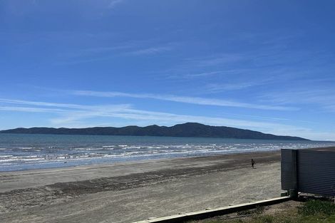 Photo of property in 12 Arawa Street, Raumati Beach, Paraparaumu, 5032