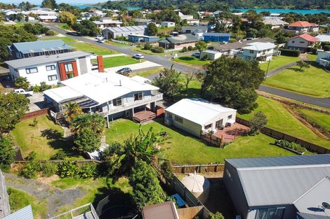 Photo of property in 5 John Street, Raglan, 3225