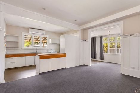 Photo of property in 66 Opawa Road, Waltham, Christchurch, 8023