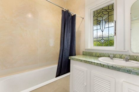 Photo of property in 24 Springhill Road, Mornington, Dunedin, 9011