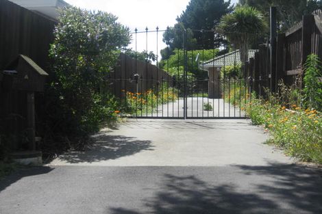 Photo of property in 2/50 Auburn Avenue, Upper Riccarton, Christchurch, 8041