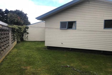 Photo of property in 5 Robinson Avenue, Holdens Bay, Rotorua, 3010